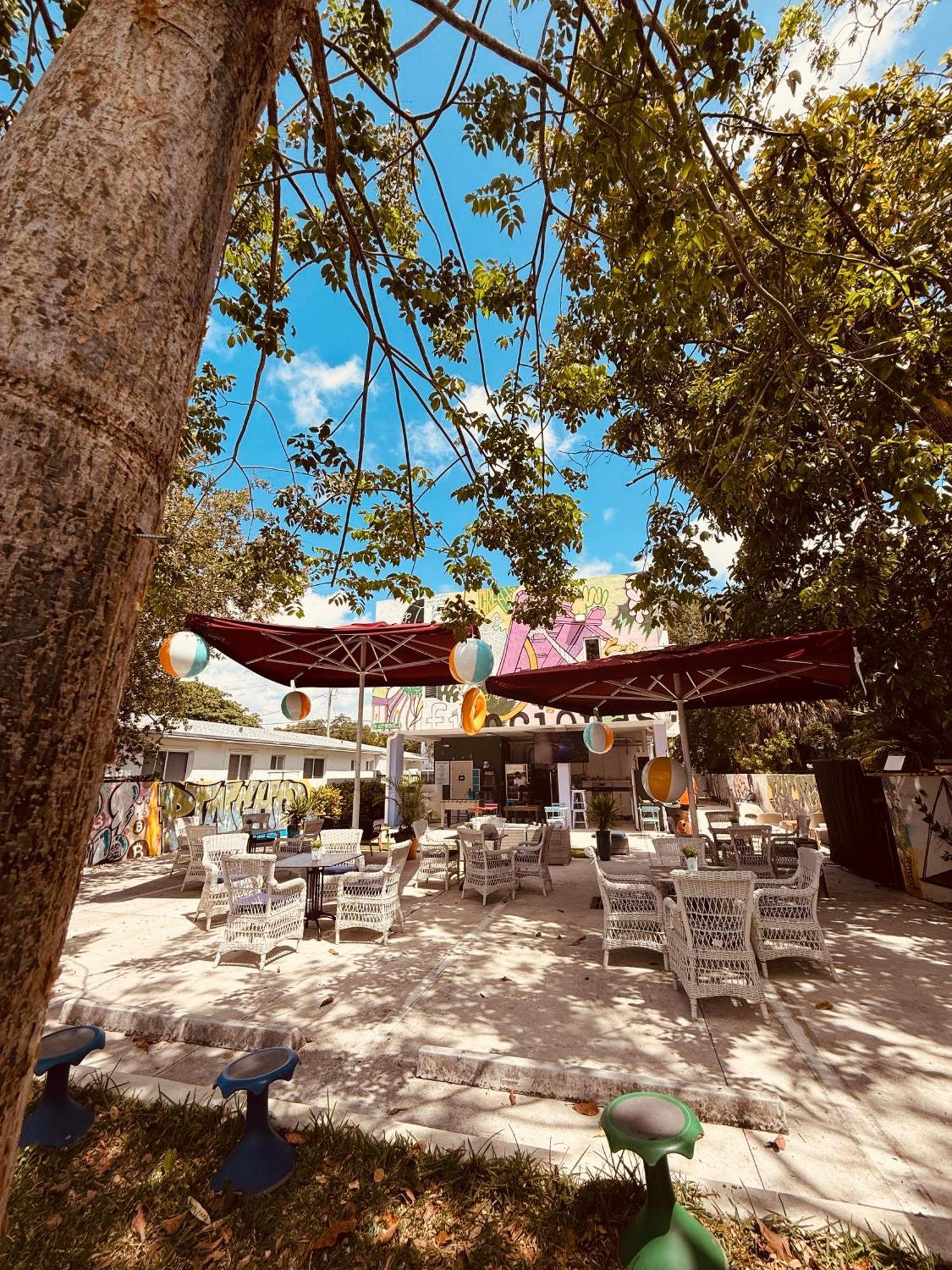 Atrium Hostel Design District Miami Exterior foto